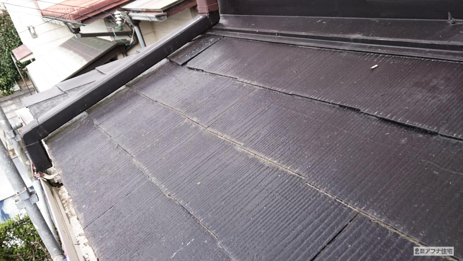 アフナ住宅｜スレート屋根ガルバリウムカバー工事20年保証施行前写真