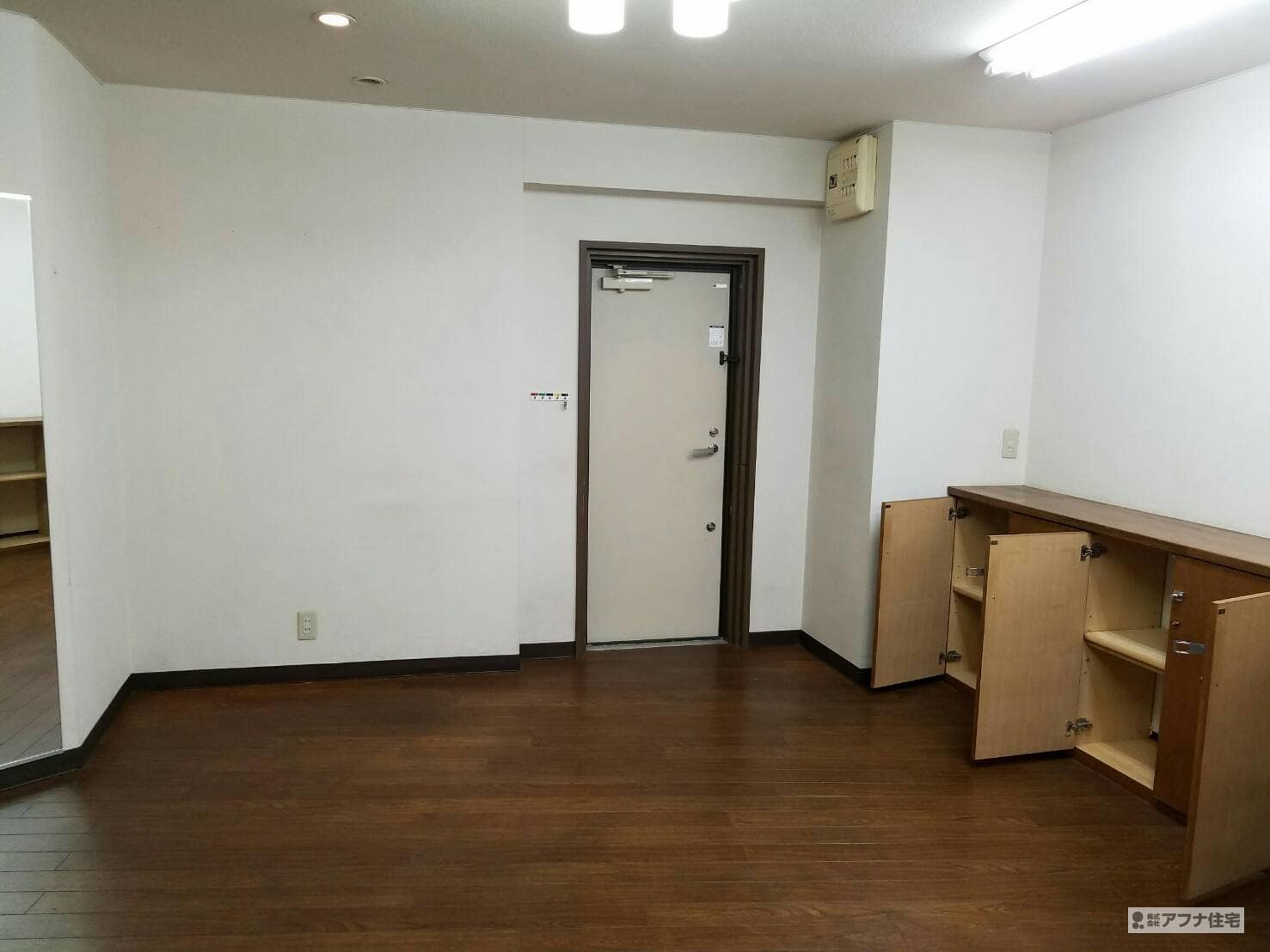 アフナ住宅|西明石駅前ネイルサロン　エレガンスレイ様店舗リフォーム施工前