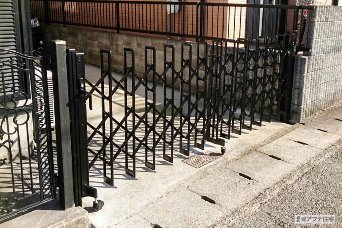 神戸市西区竜が岡 H様カーテンゲート取り付け工事