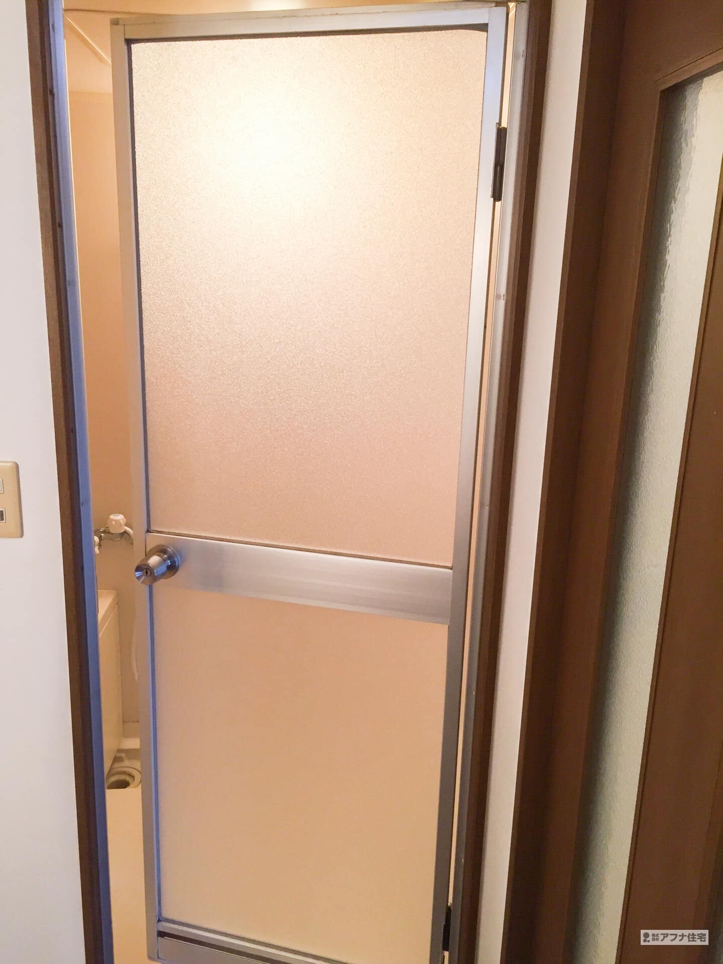 アフナ住宅|浴室ドアパネル交換工事・電材交換工事施工事例写真