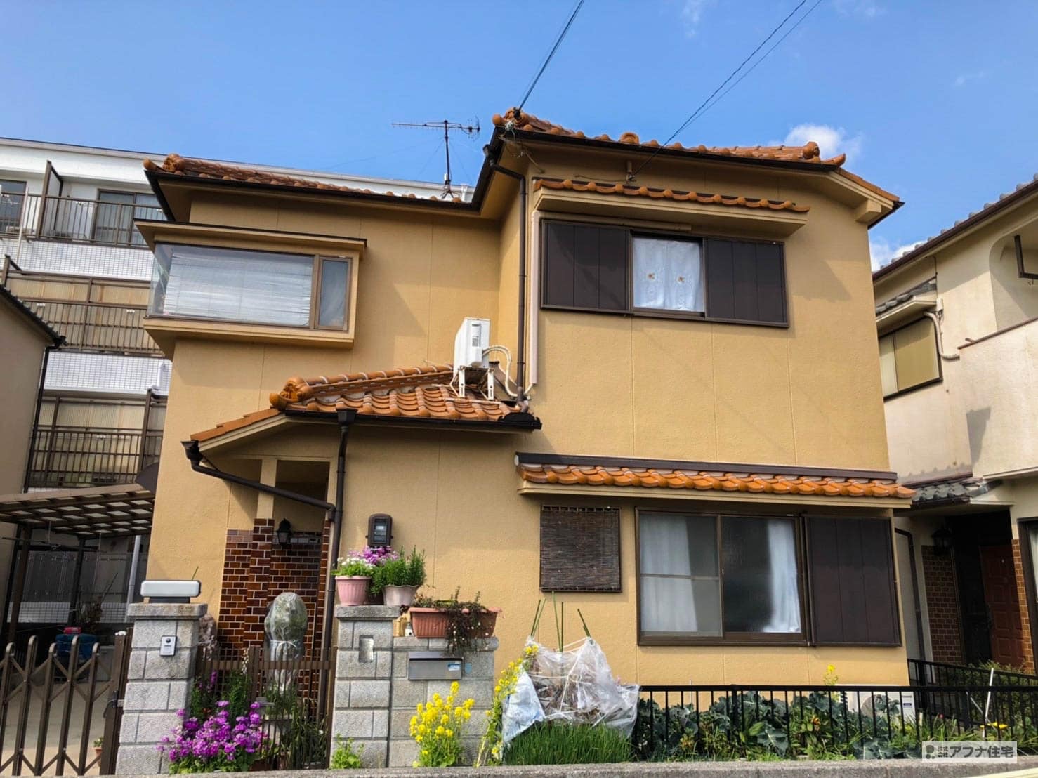 外壁塗装・玄関ドアリフォーム工事施工事例|アフナ住宅