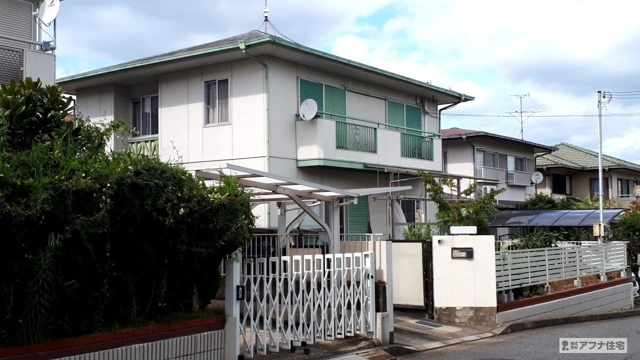 外壁塗装工事・屋根塗装工事工事前写真|アフナ住宅